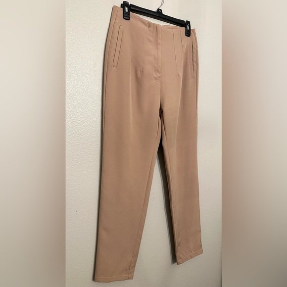 Pants - Straight leg dress pants JUNIORS SIZE MEDIUM